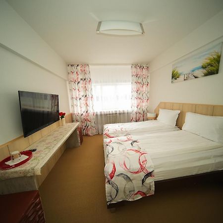 Hotel Bucovina Сучава Экстерьер фото