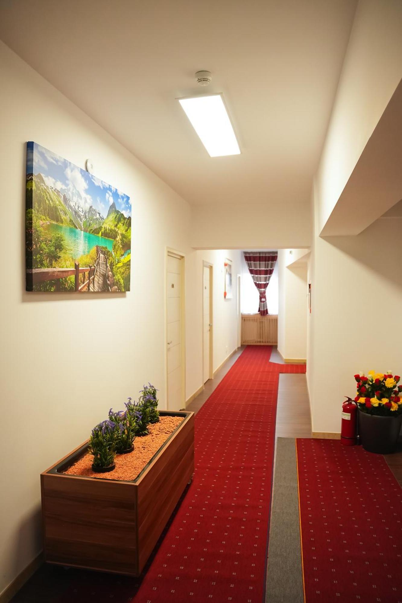 Hotel Bucovina Сучава Экстерьер фото